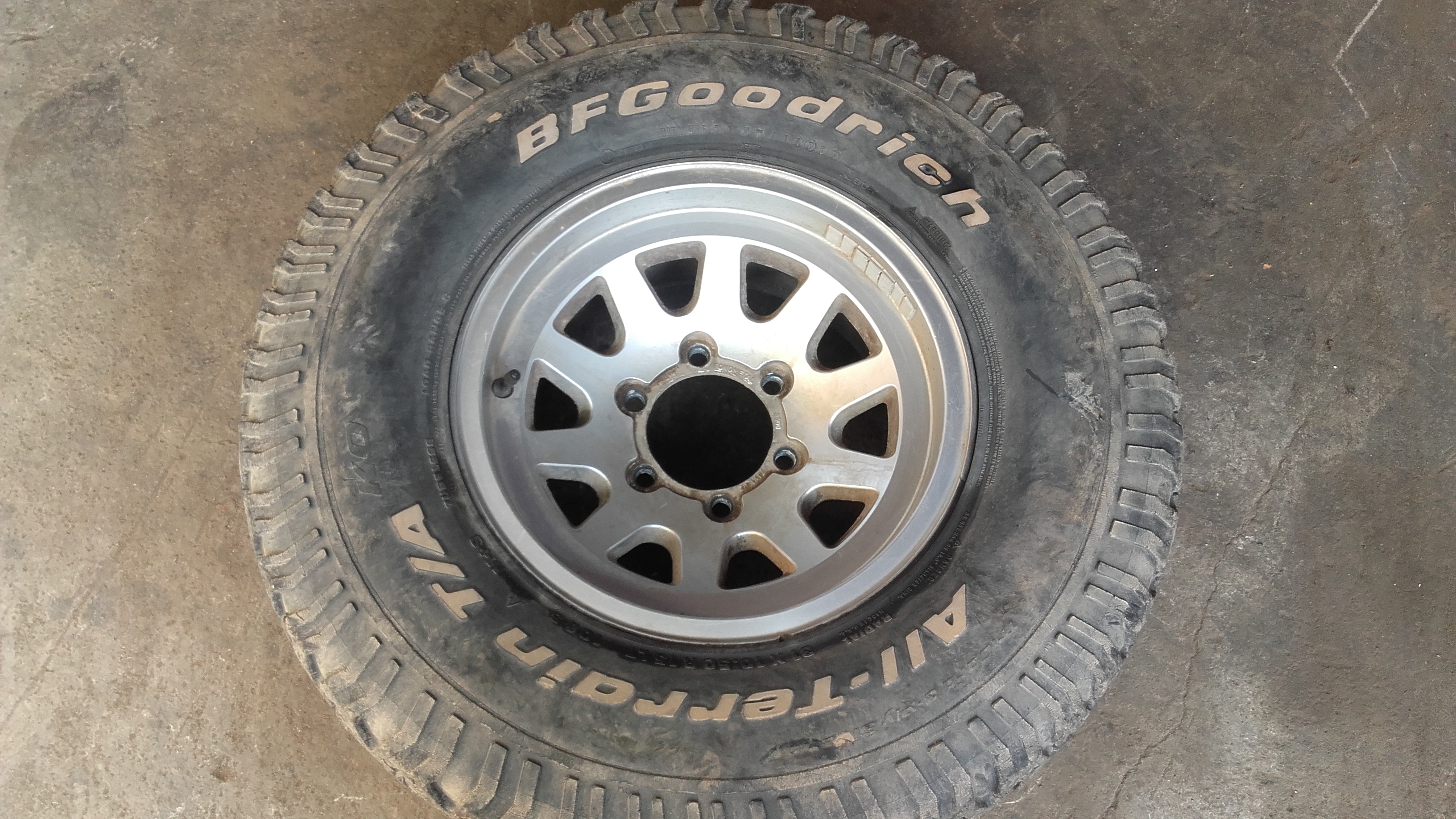 Roues Accessoires Et Divers Www pieces4x4occasion fr roues-accessoires-et-divers-www-pieces4x4occasion-fr